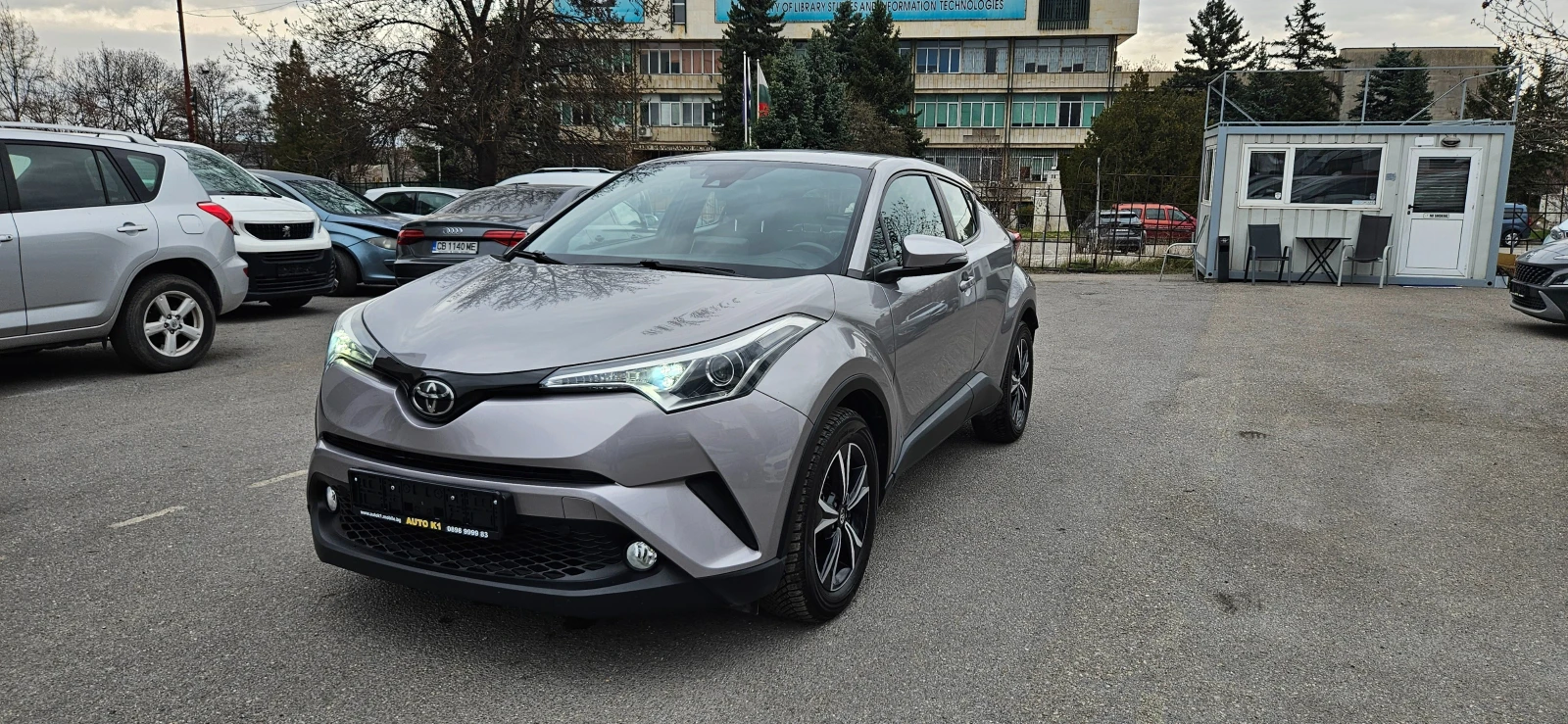 Toyota C-HR 1.2T Active 4WD CVT NAVI 