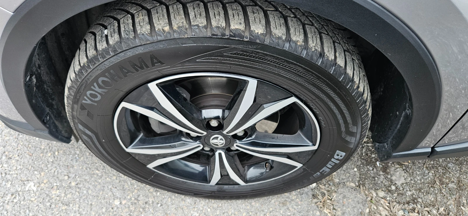 Toyota C-HR 1.2T Active 4WD CVT NAVI , снимка 17 - Автомобили и джипове - 53926598