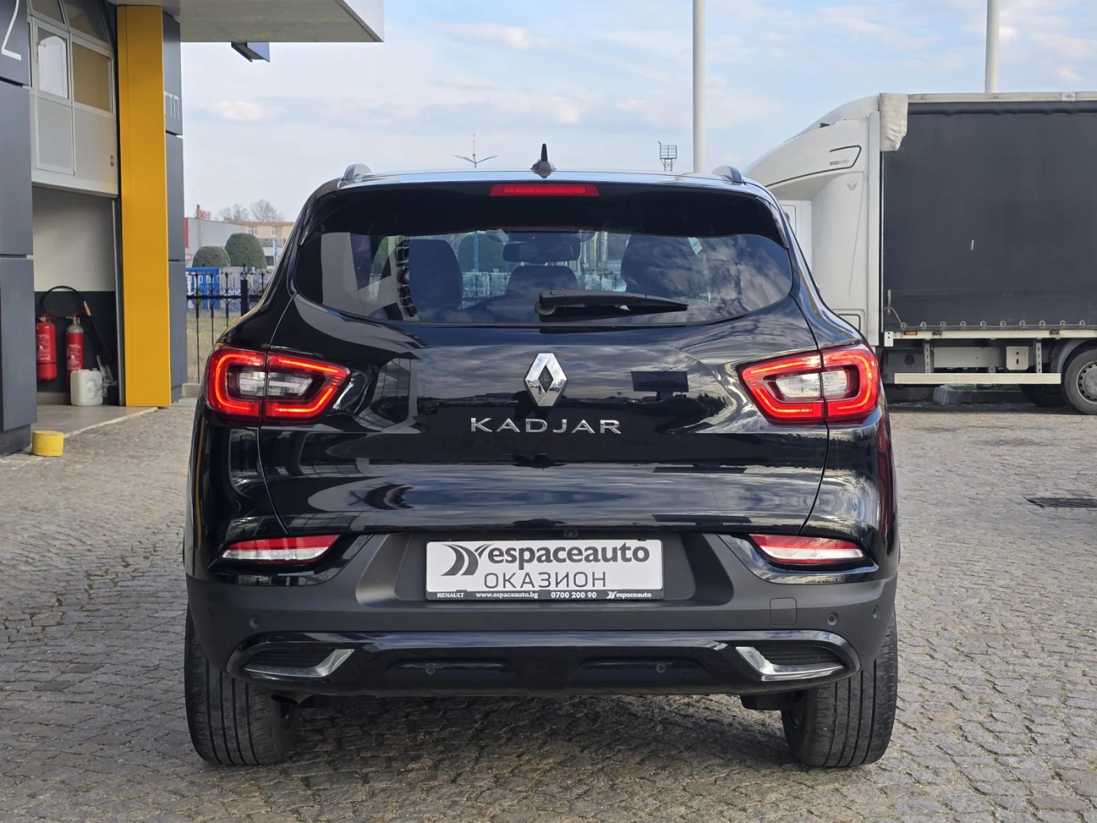 Renault Kadjar 1.3TCe/140к.с./Black Edition, снимка 6 - Автомобили и джипове - 53994144