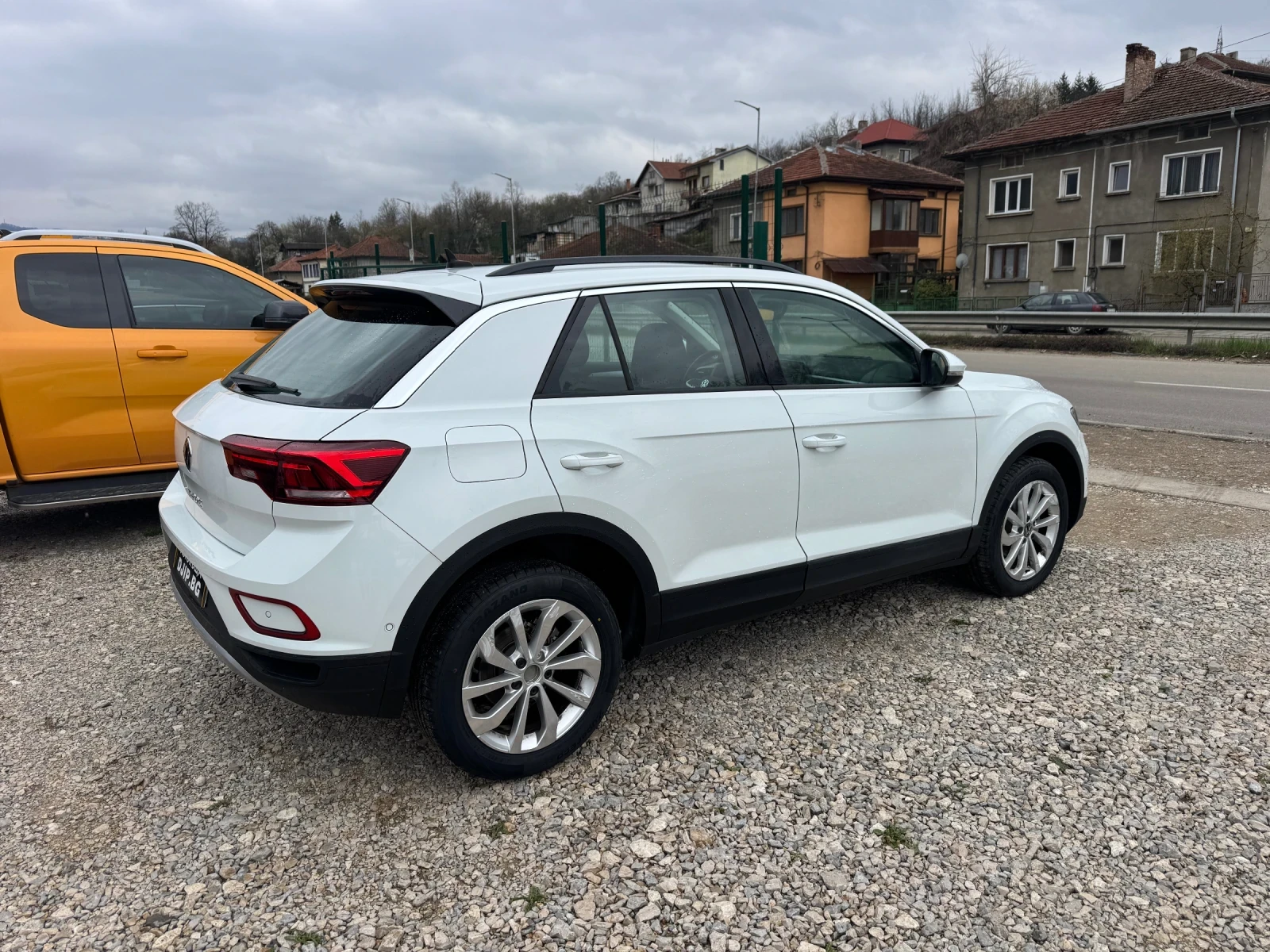 VW T-Roc 1.5 TFSi 6000km style, снимка 5 - Автомобили и джипове - 54171631