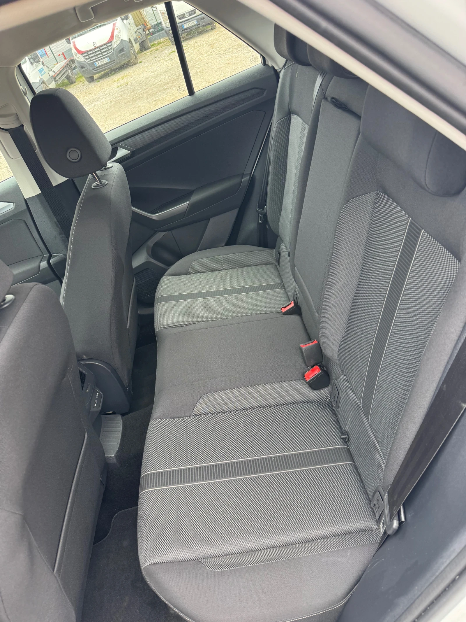 VW T-Roc 1.5 TFSi 6000km style, снимка 12 - Автомобили и джипове - 54171631