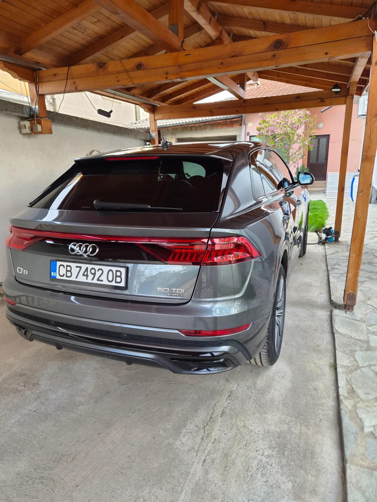 Audi Q8, снимка 4 - Автомобили и джипове - 54308368