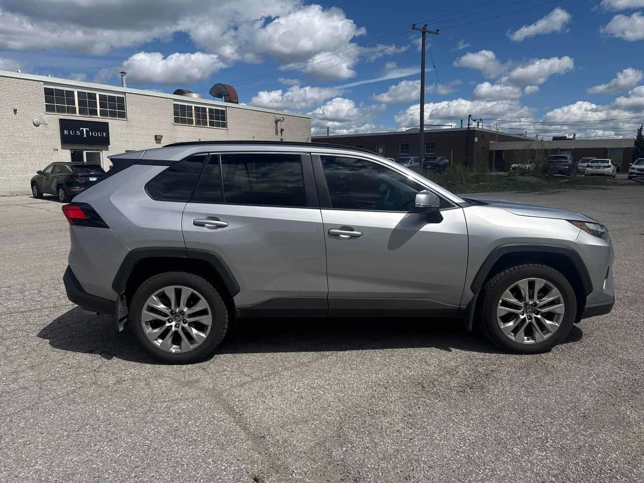 Toyota Rav4 * XLE AWD * CARFAX * 2 КЛЮЧА * KEYLESS * ПОДГРЕВ, снимка 3 - Автомобили и джипове - 54610604
