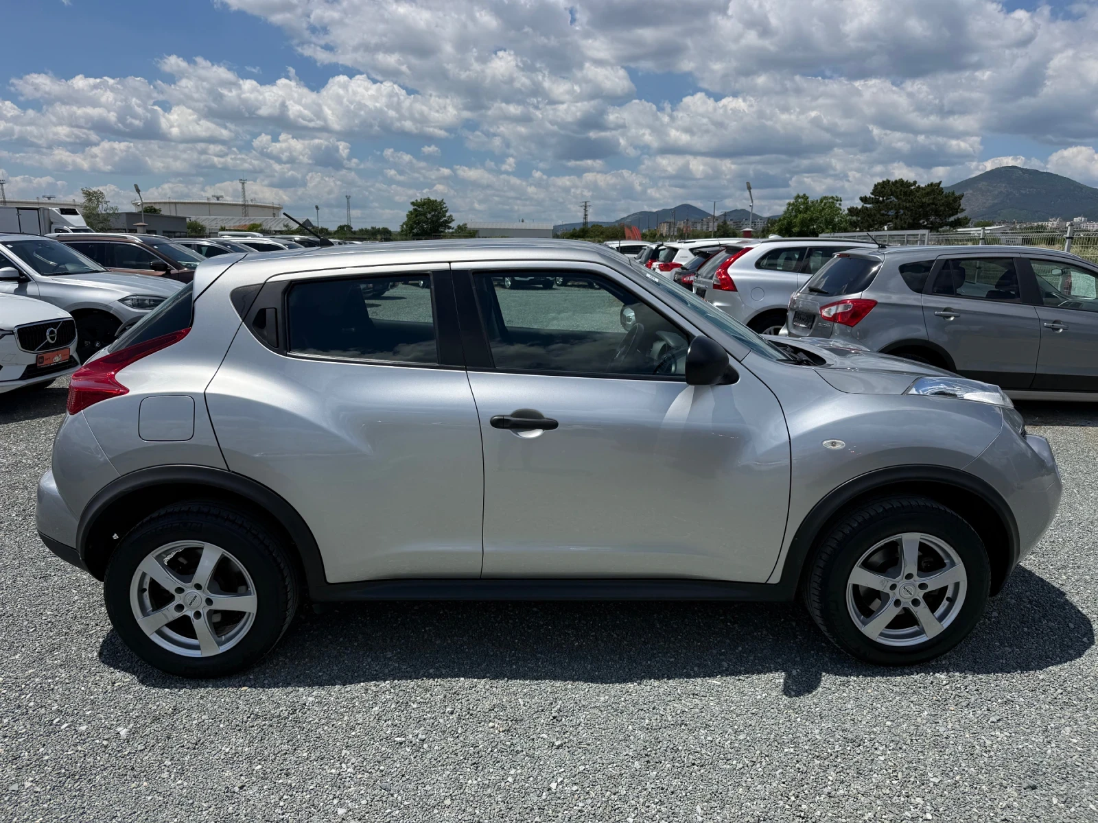 Nissan Juke (КАТО НОВА), снимка 4 - Автомобили и джипове - 54646363