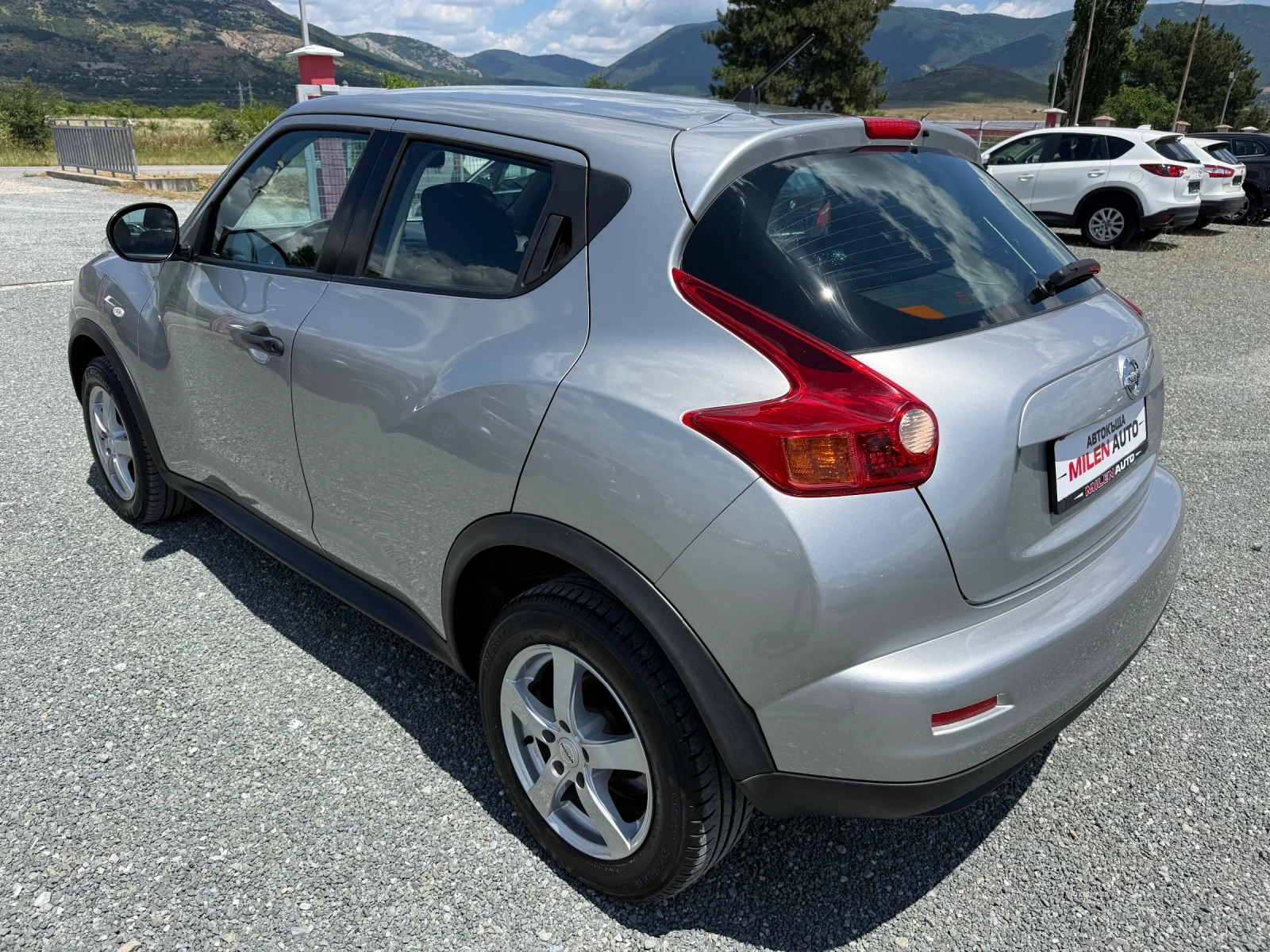 Nissan Juke (КАТО НОВА), снимка 8 - Автомобили и джипове - 54646363