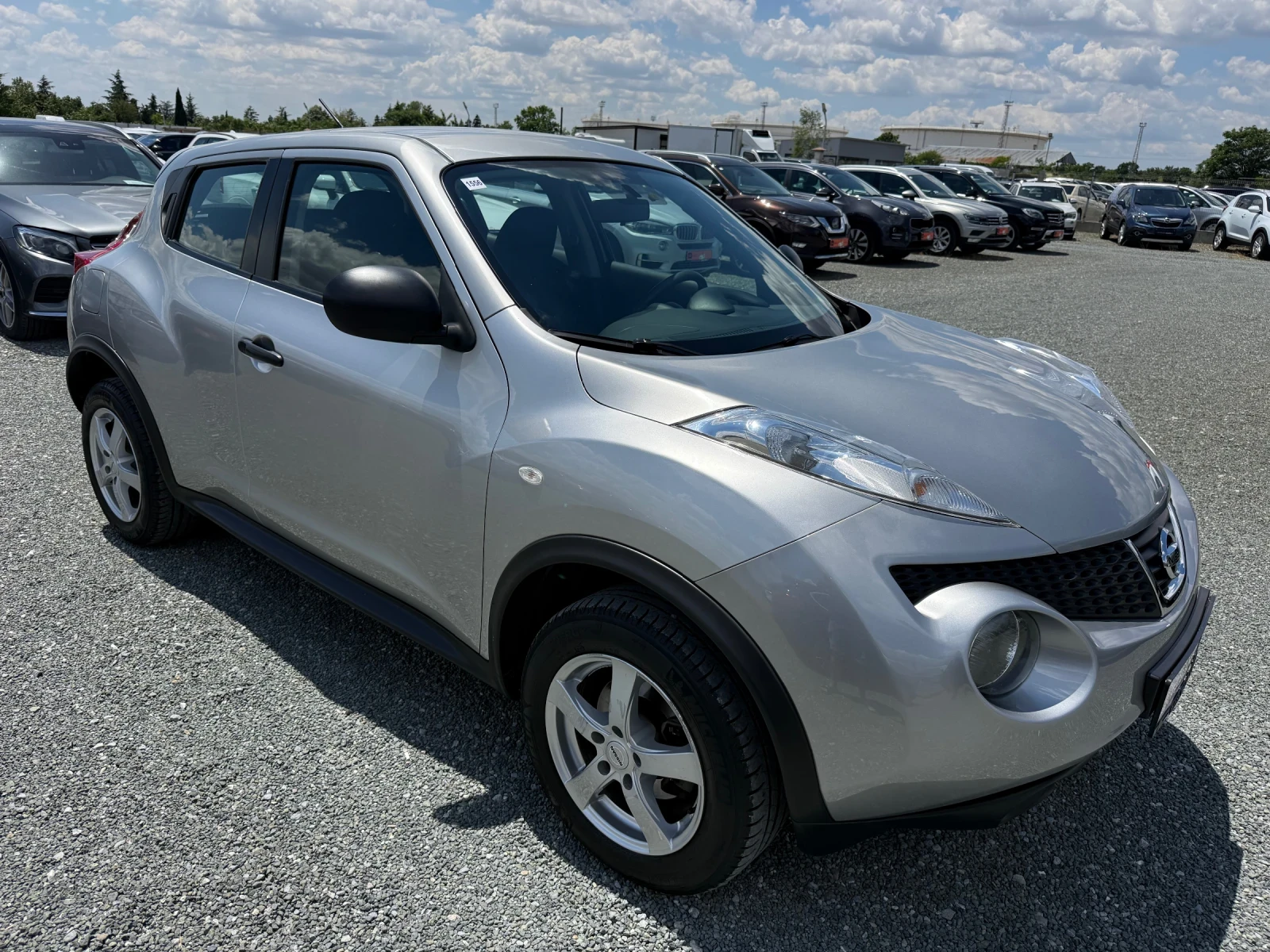 Nissan Juke (КАТО НОВА), снимка 3 - Автомобили и джипове - 54646363