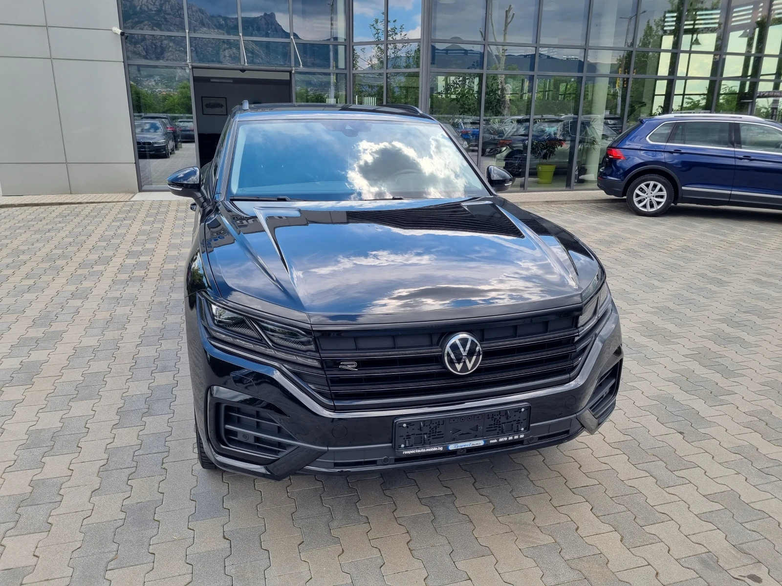 VW Touareg R-LINE= 2023г. 108.000км 3.0TDi-231ps 8 СКОРОСТИ