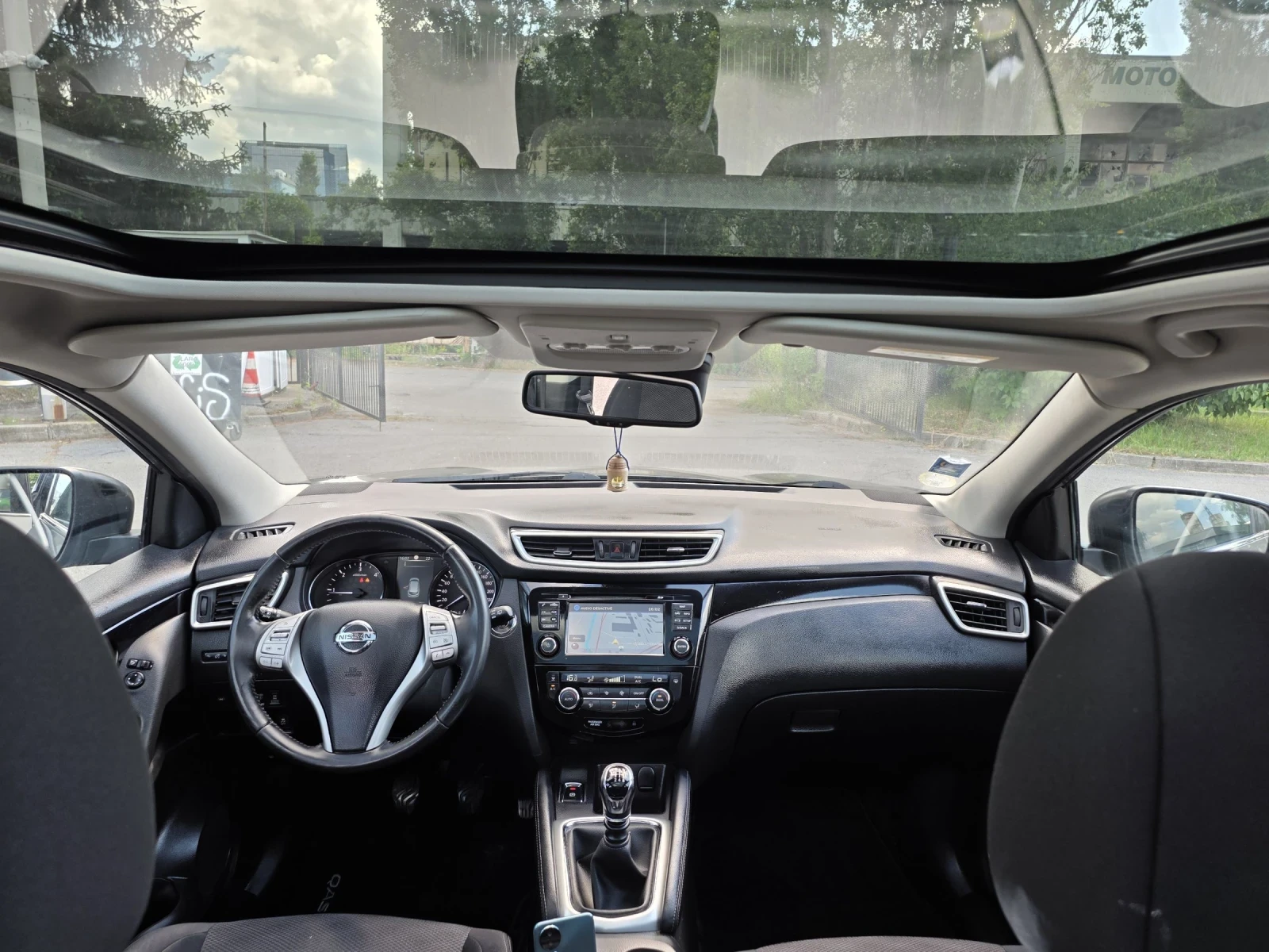 Nissan Qashqai 1.6DCI/4X4/130HP/N CONNECTA/360/ПАНОРАМА, снимка 15 - Автомобили и джипове - 54971566
