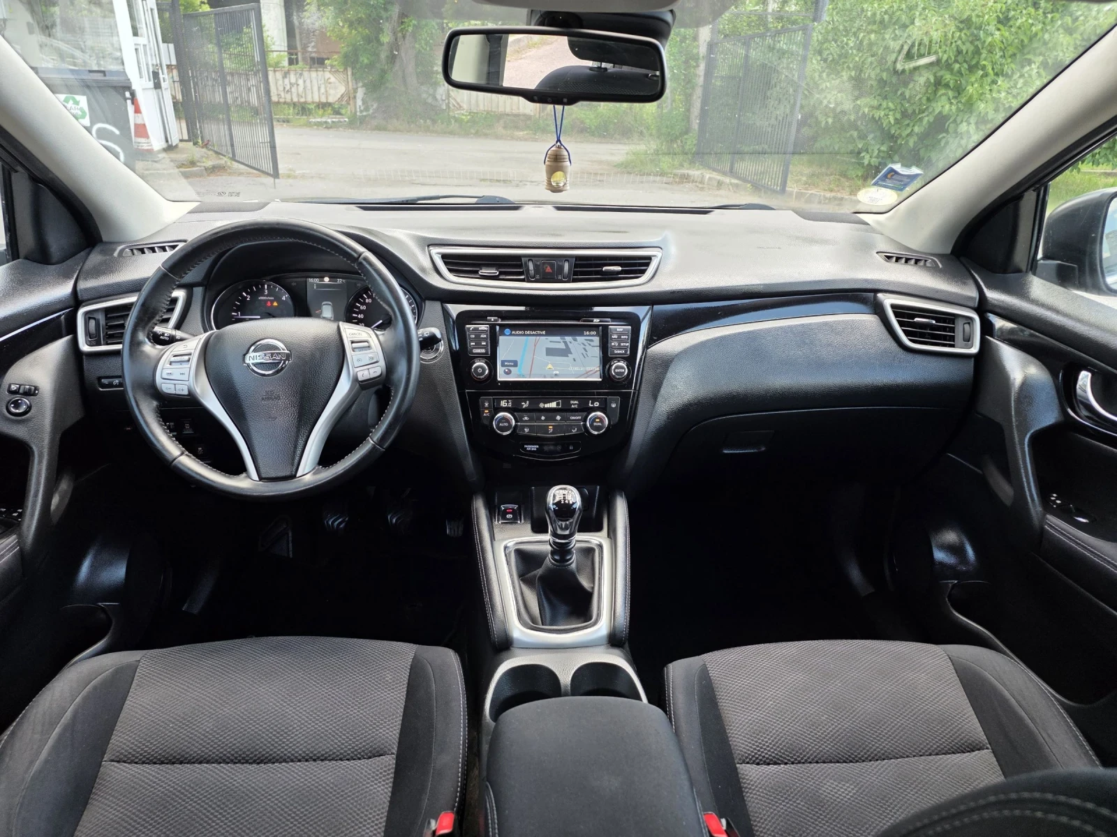 Nissan Qashqai 1.6DCI/4X4/130HP/N CONNECTA/360/ПАНОРАМА, снимка 13 - Автомобили и джипове - 54971566