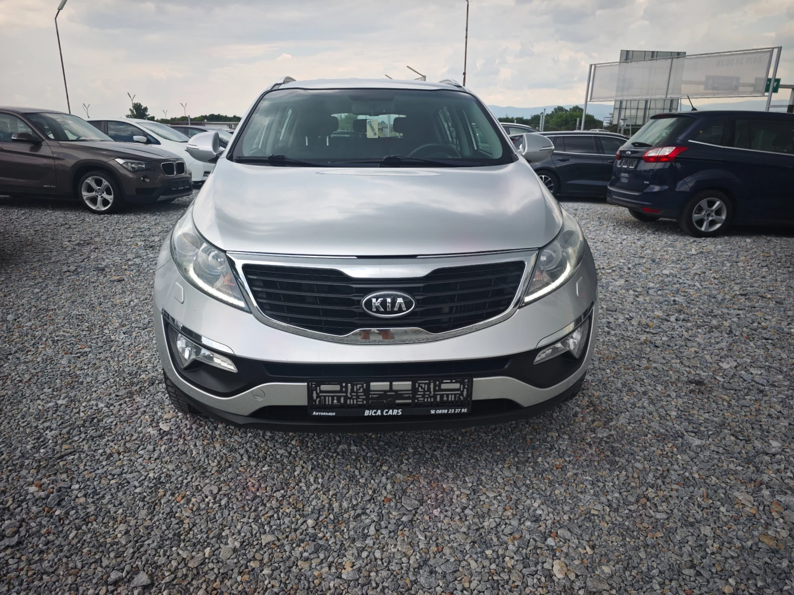 Kia Sportage 2.0CRDI , снимка 2 - Автомобили и джипове - 55059693