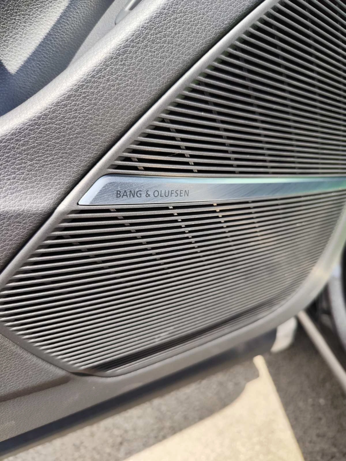Audi Q8  55 TFSI quattro 8AT B & O, снимка 13 - Автомобили и джипове - 55752744