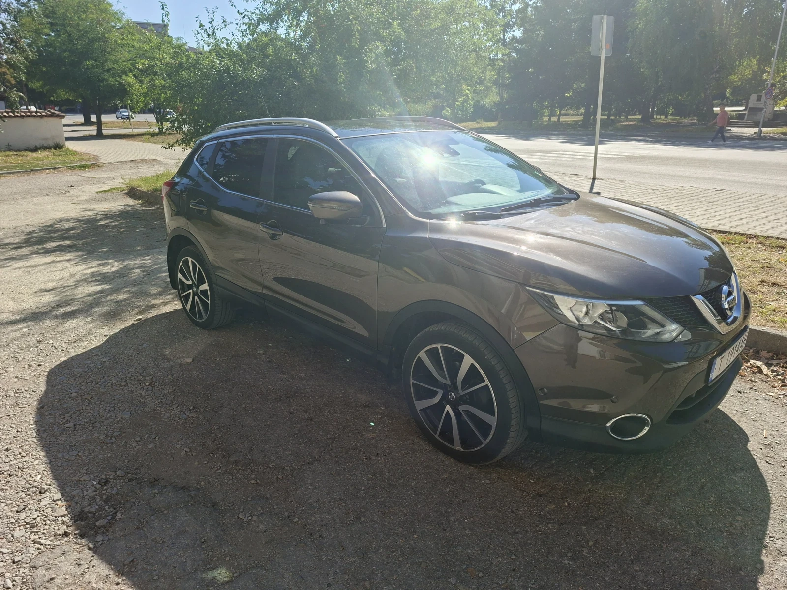Nissan Qashqai 4х4, Tekna + , снимка 4 - Автомобили и джипове - 56126608