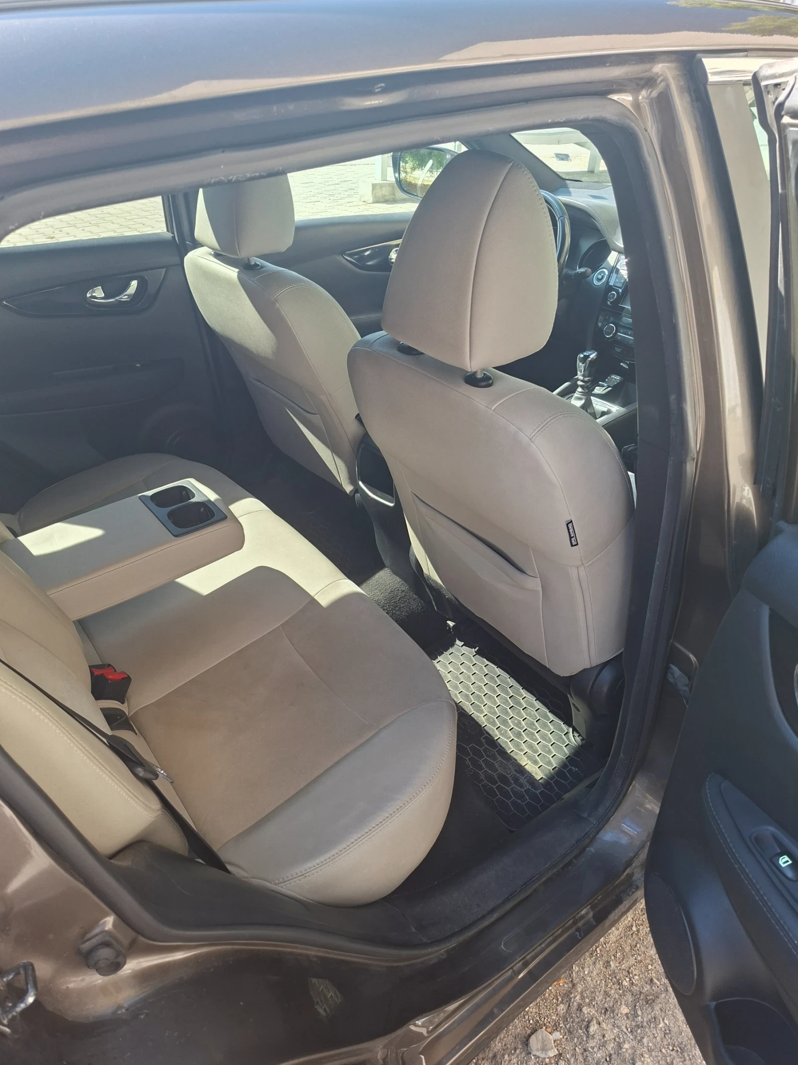 Nissan Qashqai 4х4, Tekna + , снимка 5 - Автомобили и джипове - 56126608