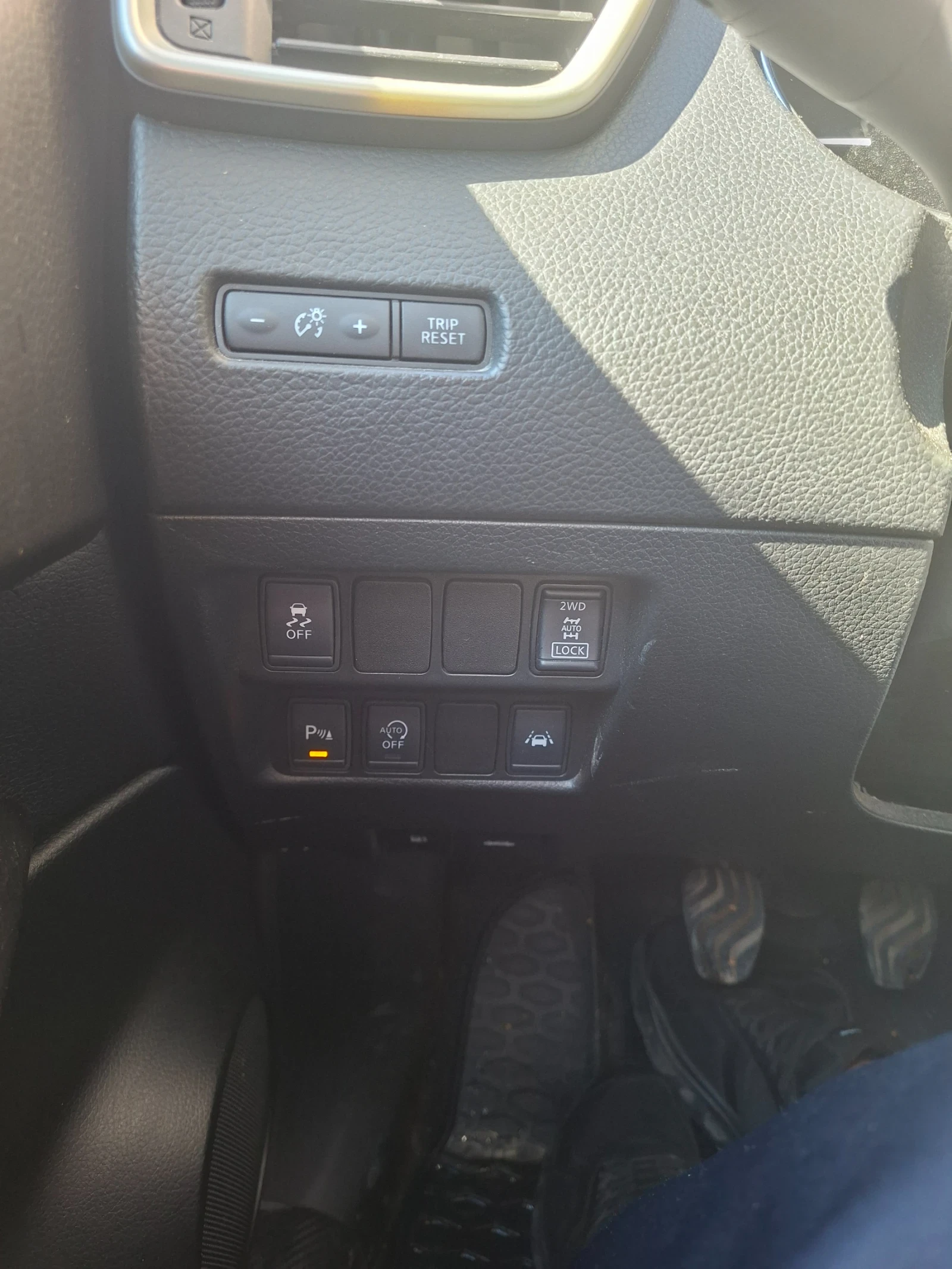 Nissan Qashqai 4х4, Tekna + , снимка 11 - Автомобили и джипове - 56126608