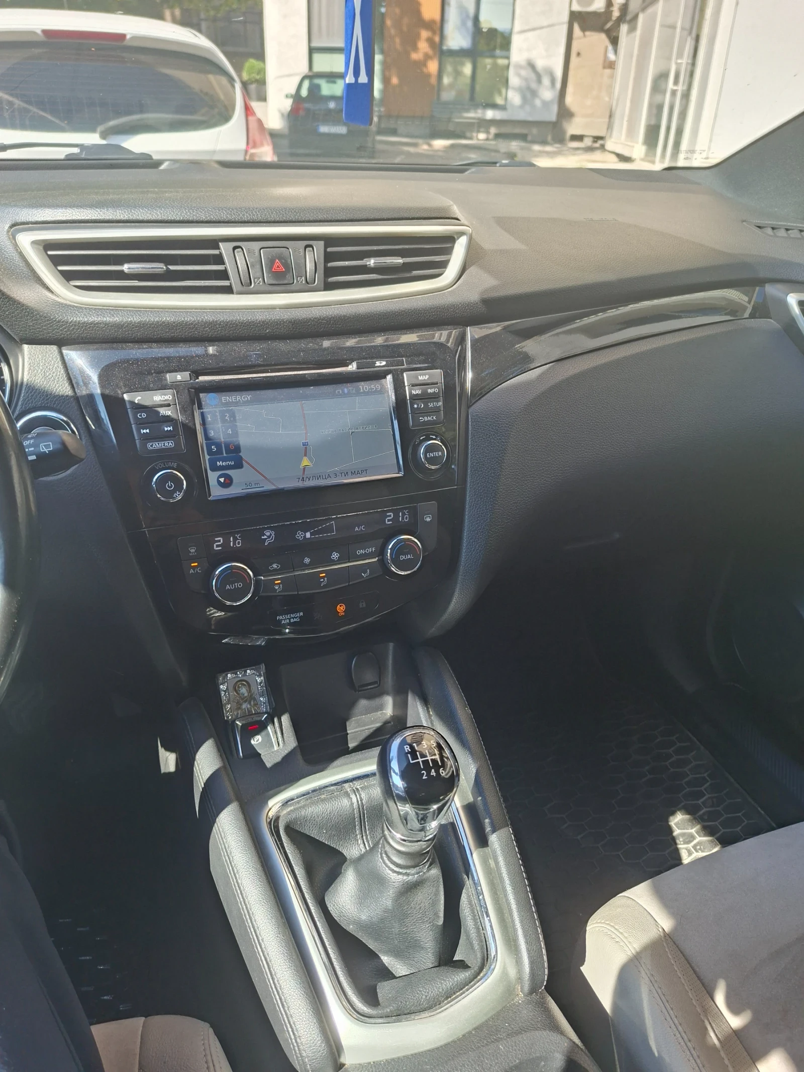 Nissan Qashqai 4х4, Tekna + , снимка 15 - Автомобили и джипове - 56126608