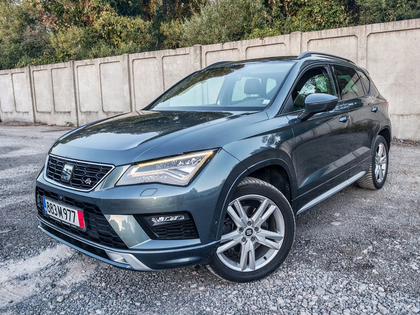 Seat Ateca * FR * 2.0TDI 190ps  4Х4 * 360  CAMERA * DISTRONIC, снимка 2 - Автомобили и джипове - 56167877
