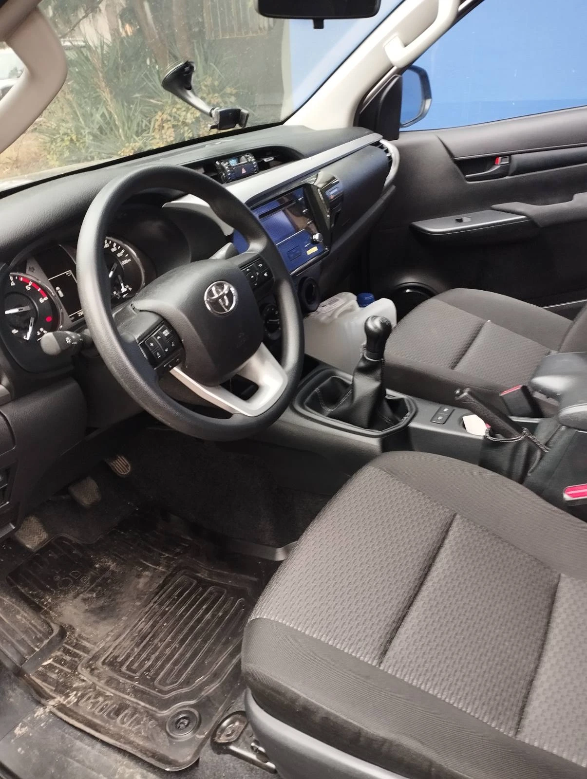 Toyota Hilux Double Cab, снимка 6 - Автомобили и джипове - 56483103