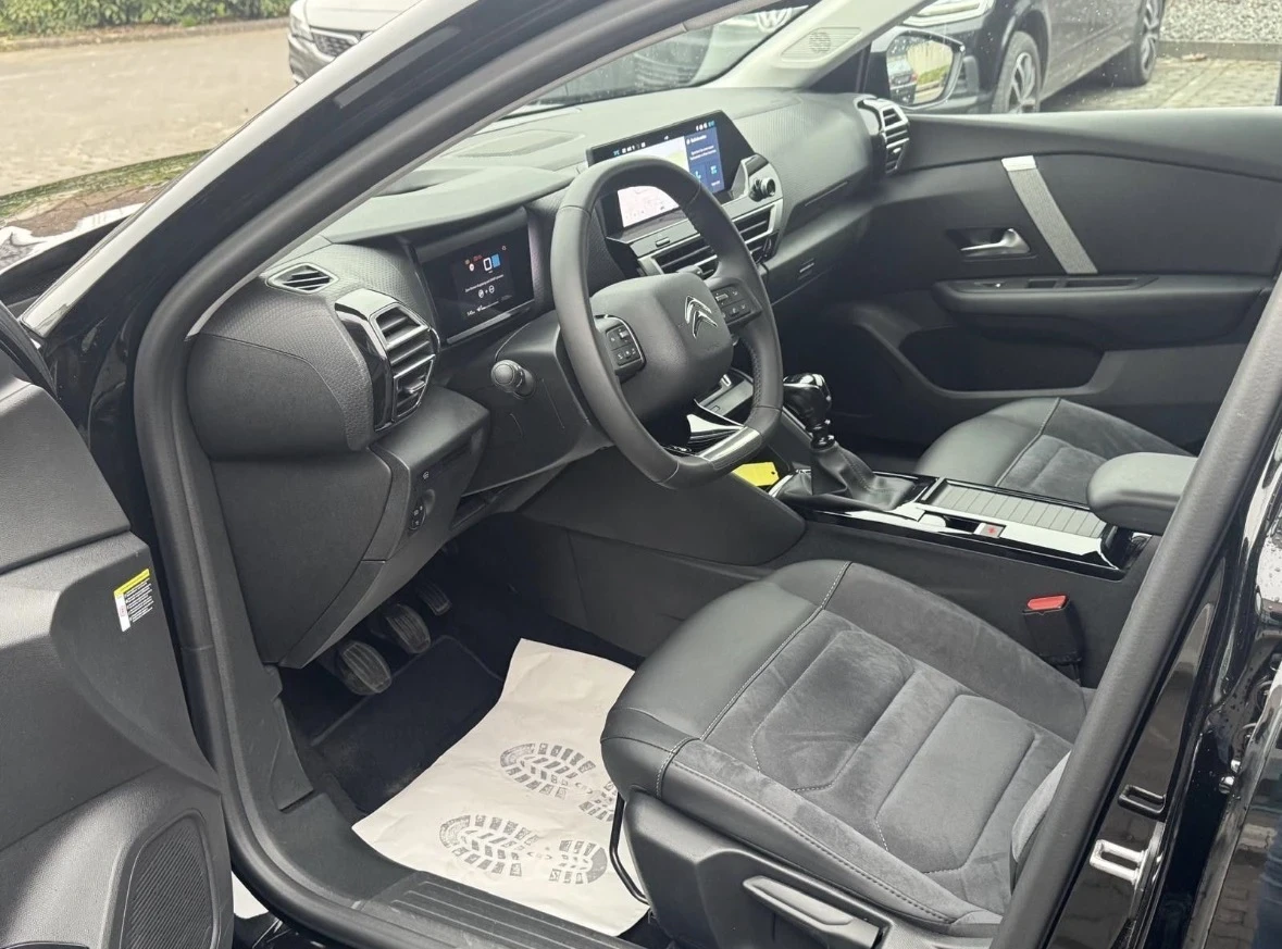 Citroen C4 Pure Tech Max, снимка 15 - Автомобили и джипове - 56563893