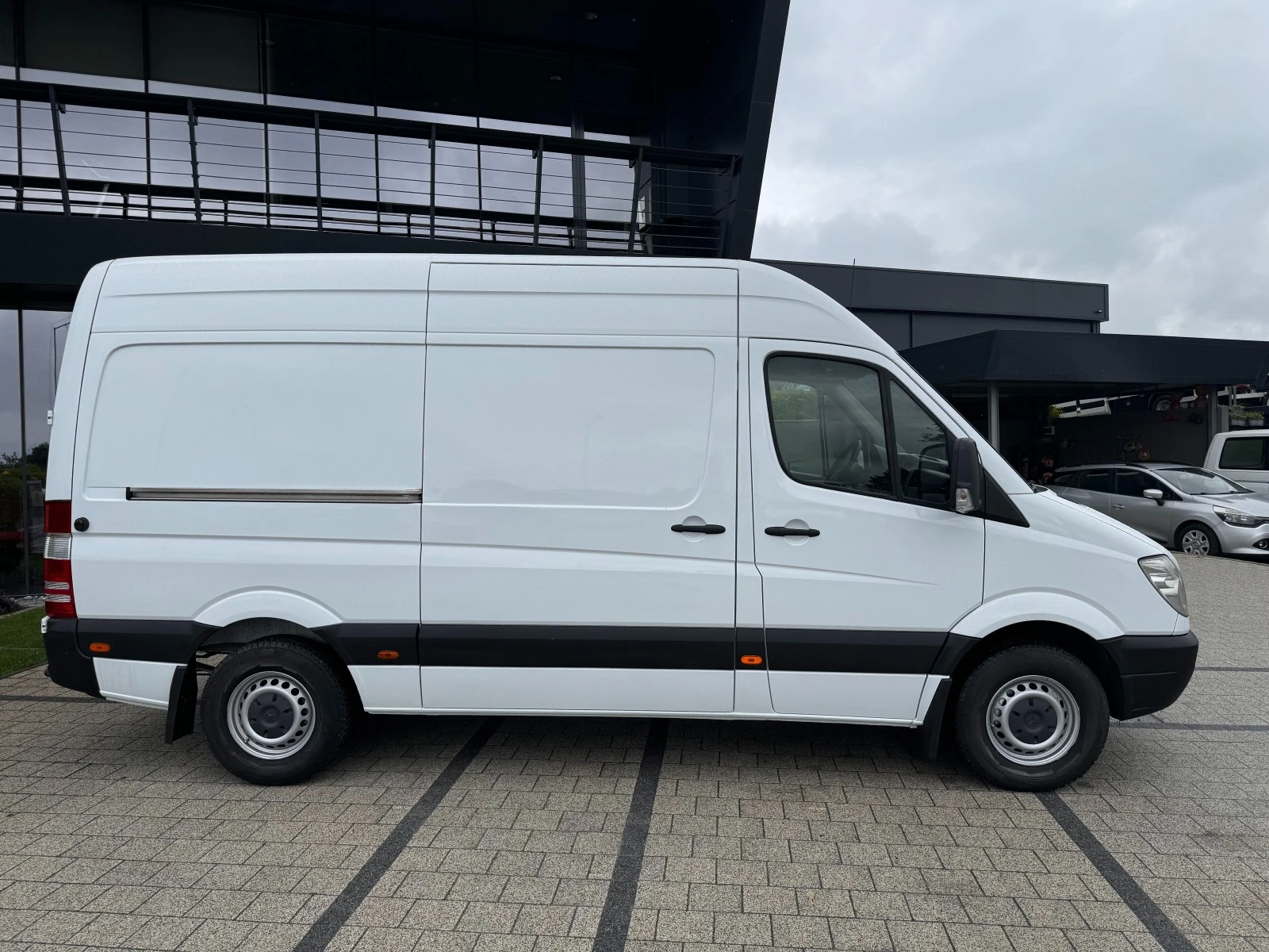 Mercedes-Benz Sprinter 313CDI Клима Euro 5 L2H2 - изображение 6