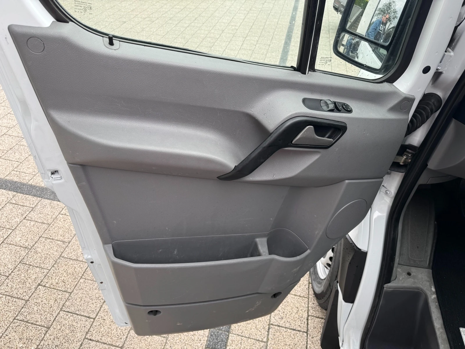 Mercedes-Benz Sprinter 313CDI Клима Euro 5 L2H2 - изображение 10