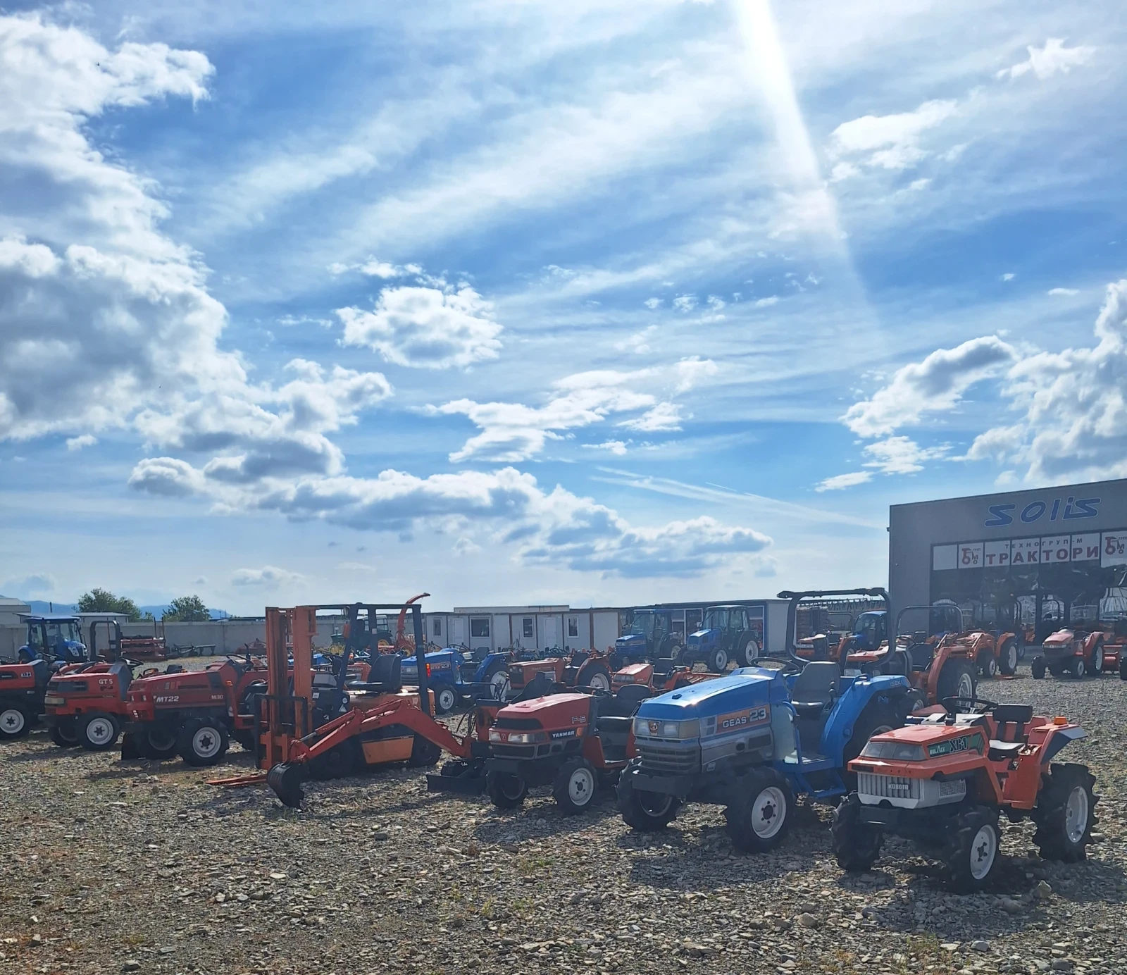 Трактор Yanmar, снимка 7 - Селскостопанска техника - 54928539