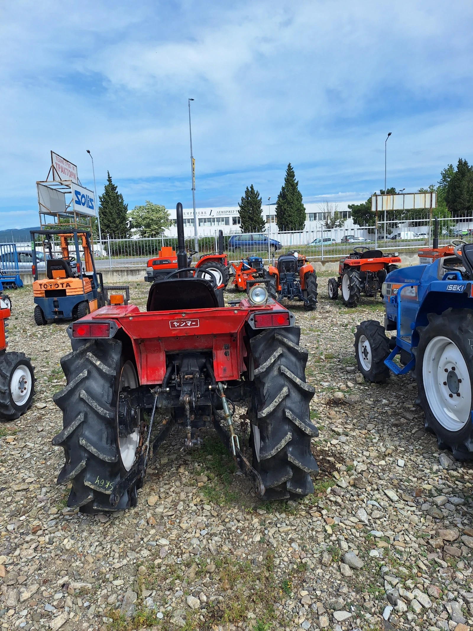 Трактор Yanmar, снимка 2 - Селскостопанска техника - 54928539