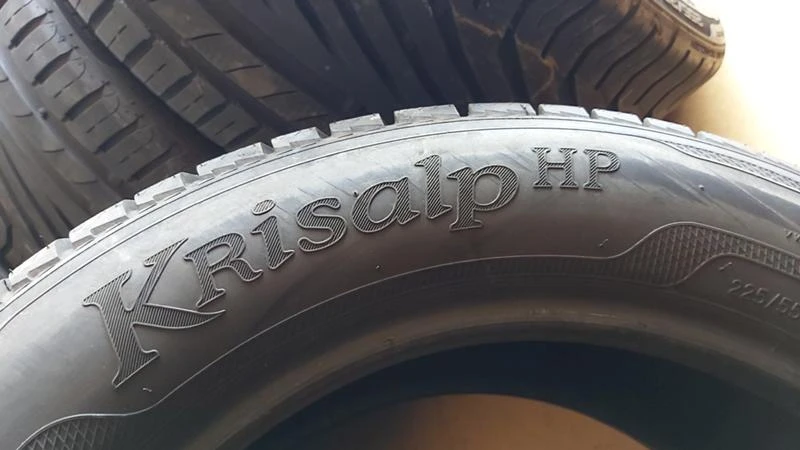 Гуми Зимни 225/55R16, снимка 10 - Гуми и джанти - 28771299