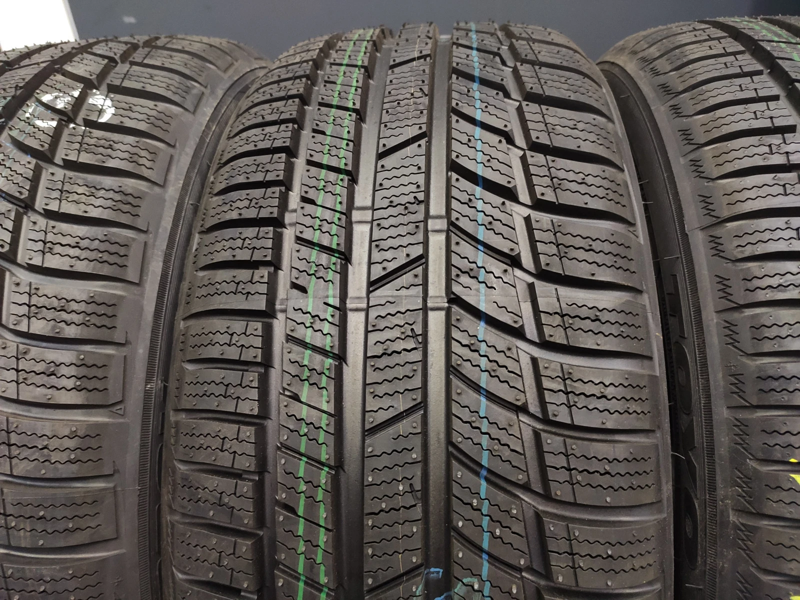  215/45R17 | Mobile.bg   4
