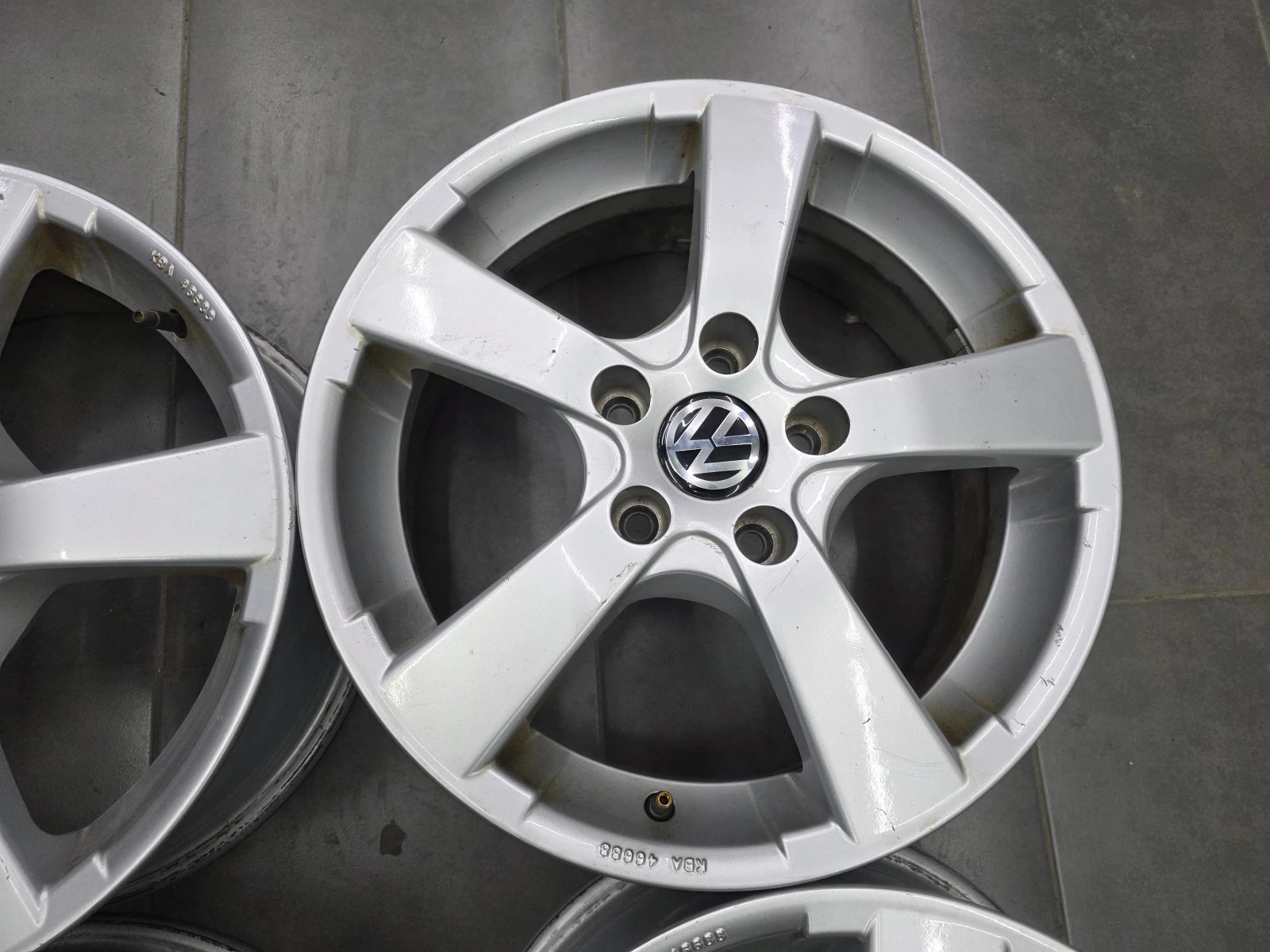 ������ | Mobile.bg � ����������� 4