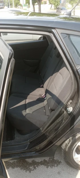 Hyundai I30 - 2400 € / 4693.99 лв. - 94057947 6