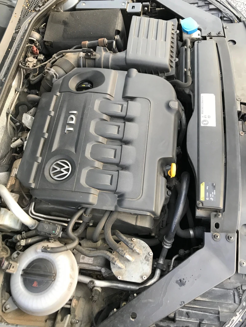 VW Passat 2.0 TDI 150коня B8, снимка 4 - Автомобили и джипове - 47433900