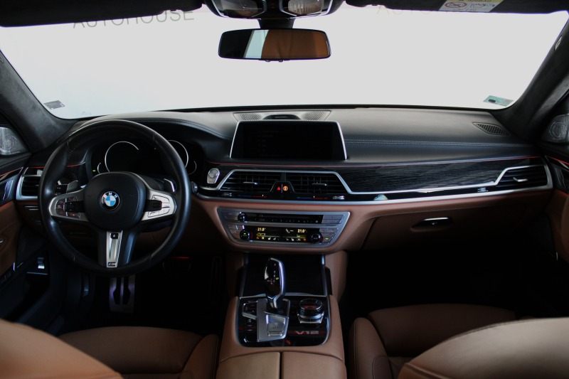 BMW 760 M760Li xDRIVE SKYLOUNGE TV B&W, снимка 7 - Автомобили и джипове - 45779167