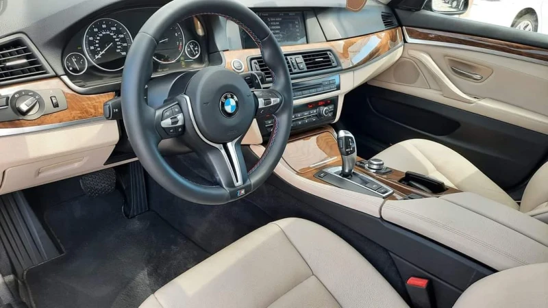 BMW 528 3.0I M-Sport , снимка 8 - Автомобили и джипове - 45879258