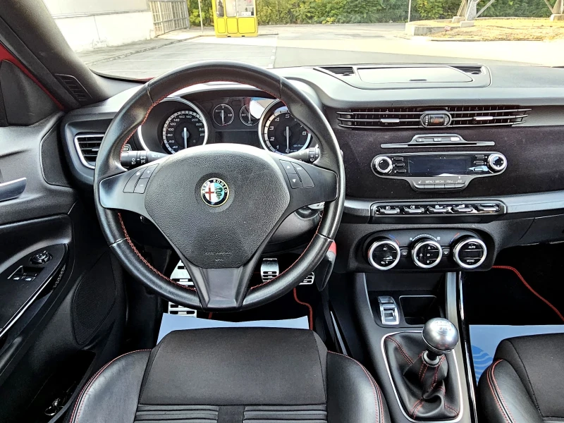 Alfa Romeo Giulietta 1.4 Turbo 143000км!!!, снимка 8 - Автомобили и джипове - 47327838