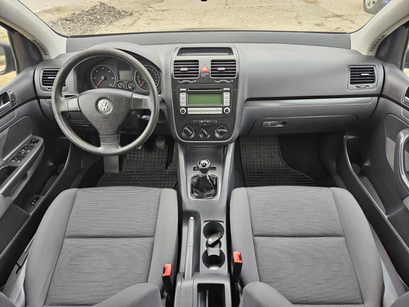 VW Golf 1.9 TDI, 90 к.с, снимка 8 - Автомобили и джипове - 48692397