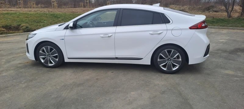 Hyundai Ioniq, снимка 2 - Автомобили и джипове - 49143279