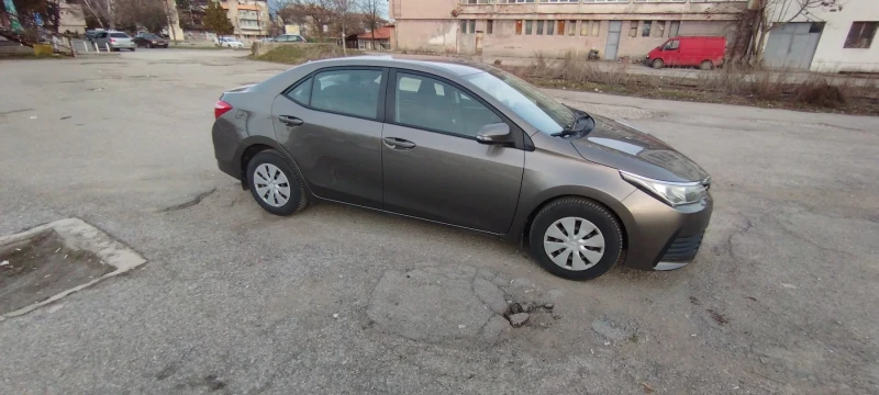 Toyota Corolla, снимка 9 - Автомобили и джипове - 49471295