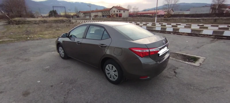 Toyota Corolla, снимка 2 - Автомобили и джипове - 49471295