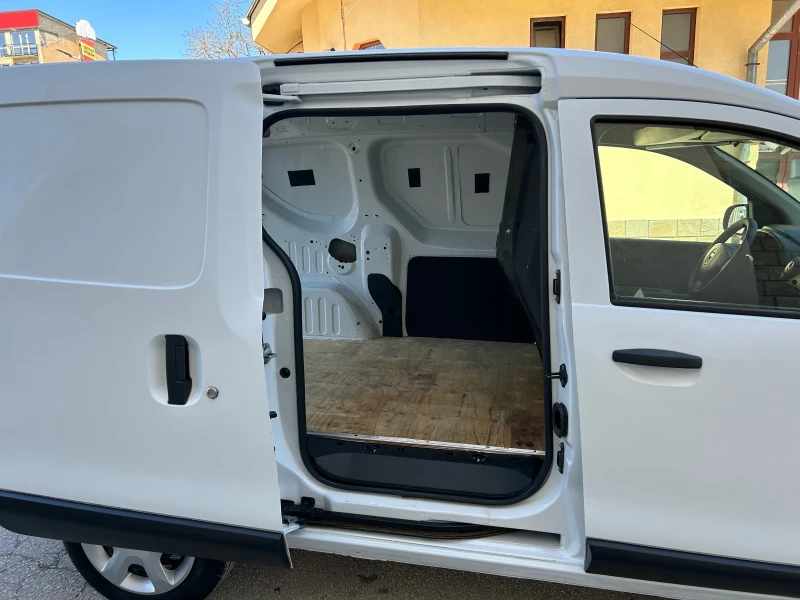 Dacia Dokker 1.5DCI КАМЕРА, снимка 14 - Автомобили и джипове - 50085980