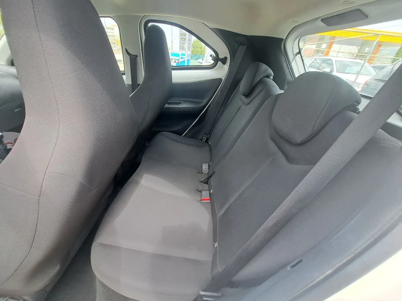 Toyota Aygo Aygo X, снимка 10 - Автомобили и джипове - 50320649