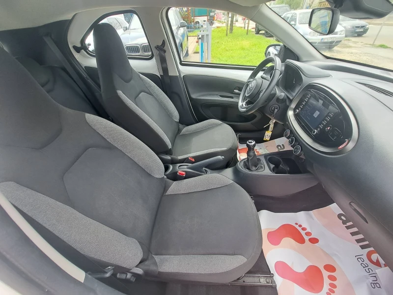 Toyota Aygo Aygo X, снимка 12 - Автомобили и джипове - 50320649