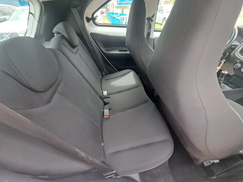 Toyota Aygo Aygo X, снимка 11 - Автомобили и джипове - 50320649