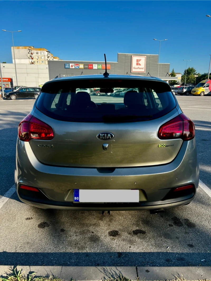 Kia Ceed 1.6 GDI Facelift, снимка 6 - Автомобили и джипове - 50899838