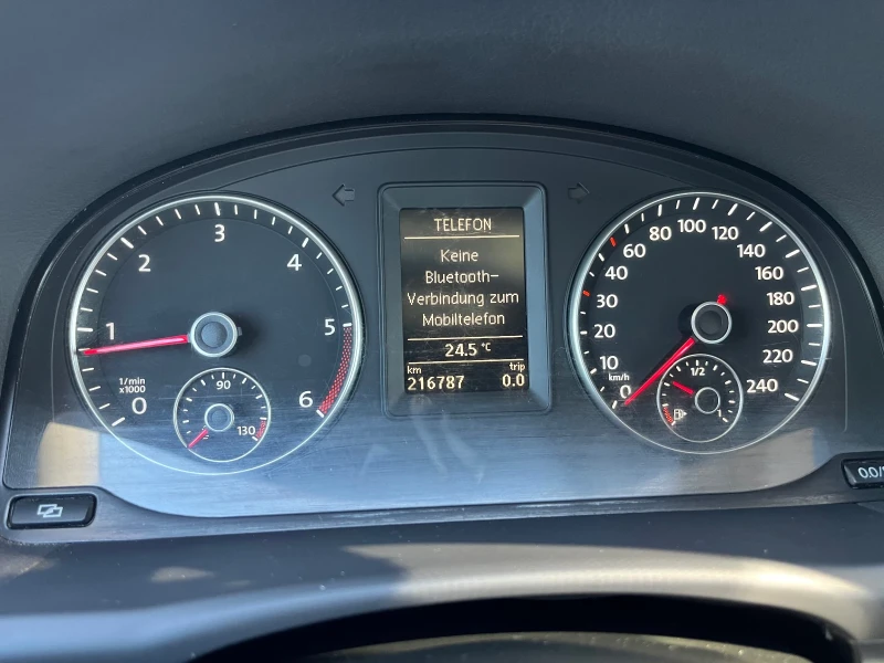 VW Touran 1, 6TDI TOP, снимка 10 - Автомобили и джипове - 51842301