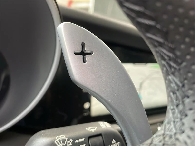 Alfa Romeo Giulia Veloce 2.0 Petrol AT8 Q4, снимка 13 - Автомобили и джипове - 52413263