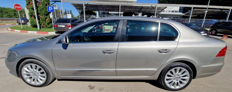 Skoda Superb II, снимка 4 - Автомобили и джипове - 52362573