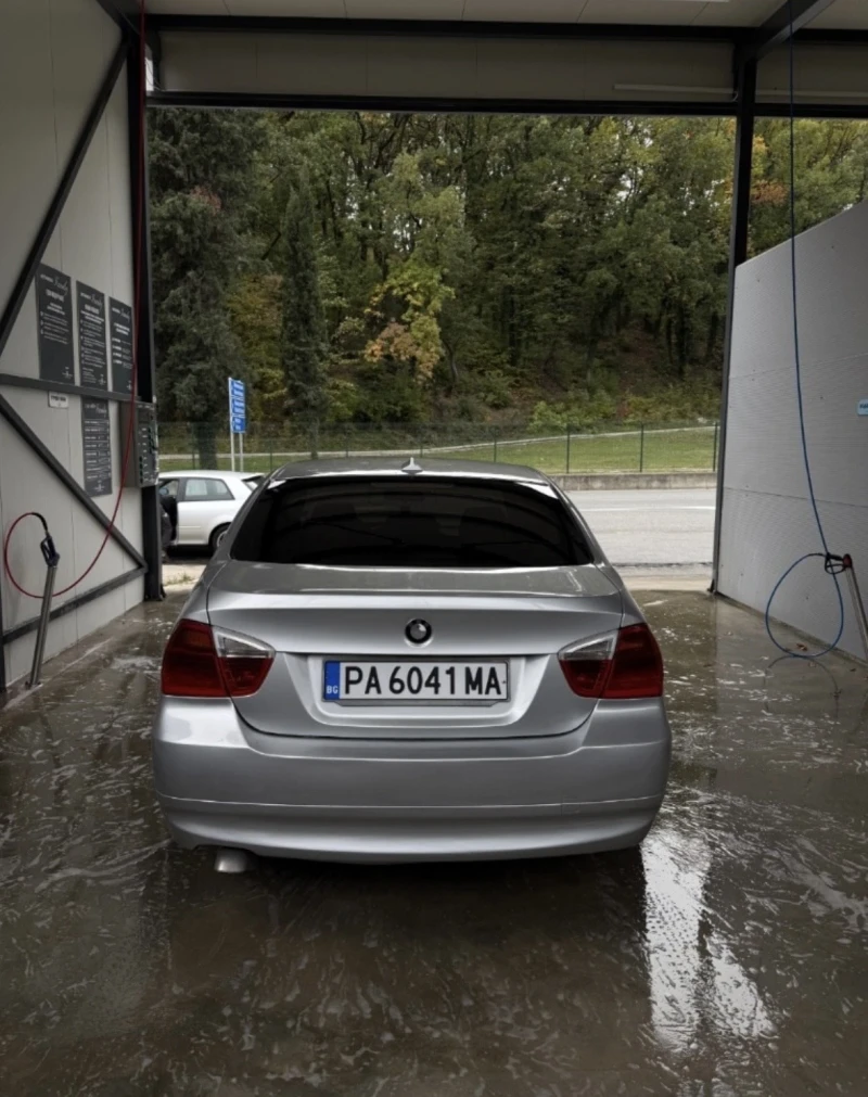 BMW 320, снимка 7 - Автомобили и джипове - 52588388