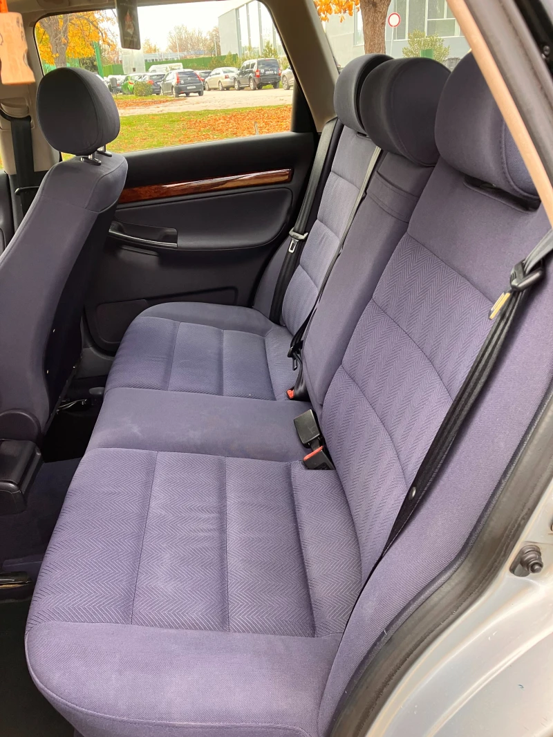 Audi A4 1.9 TDI Avant B5, снимка 13 - Автомобили и джипове - 52931584