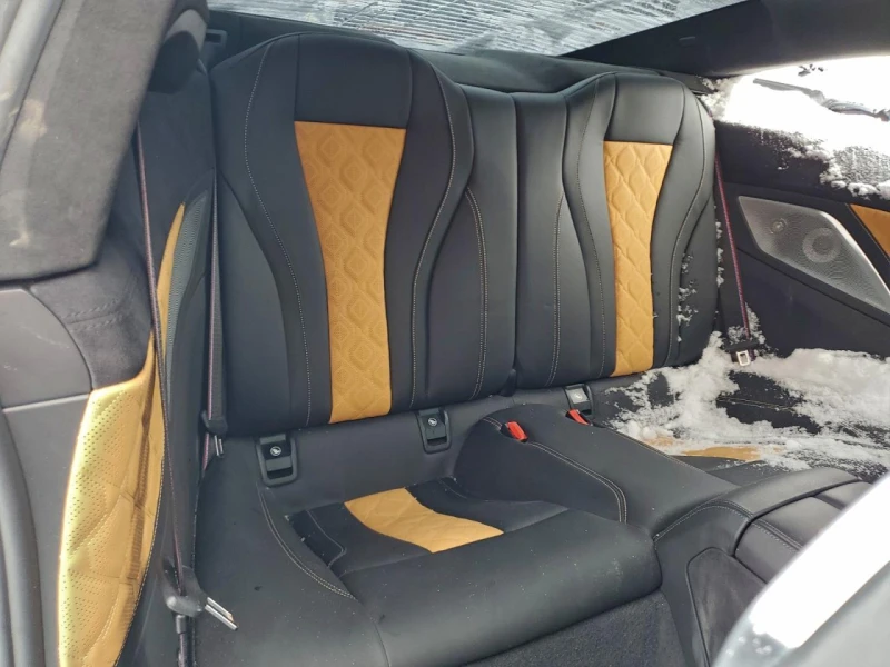 BMW M8 Competition Coupe, снимка 10 - Автомобили и джипове - 53489964