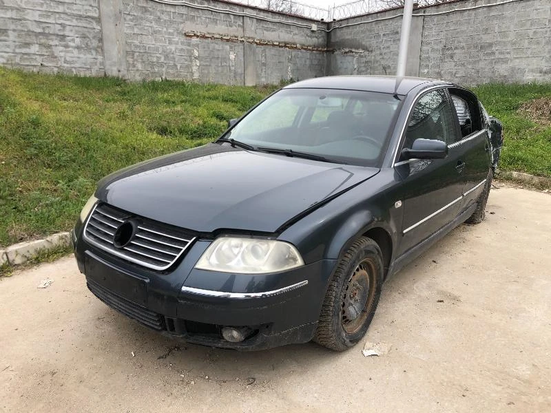 VW Passat 1.9 ТДИ АВТОМАТИК - изображение 2